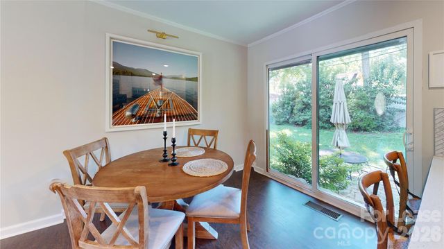 640 Manhasset Road, Charlotte, NC 28209