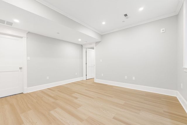 109 Ellington 1, Boston, MA 02121