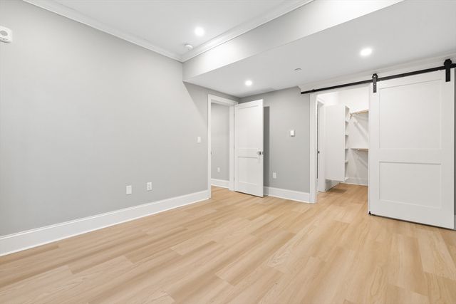 109 Ellington 1, Boston, MA 02121