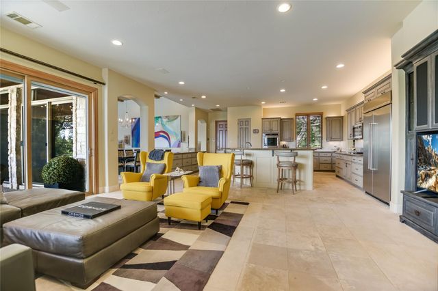 202 Hidden Hills CV, Spicewood, TX 78669