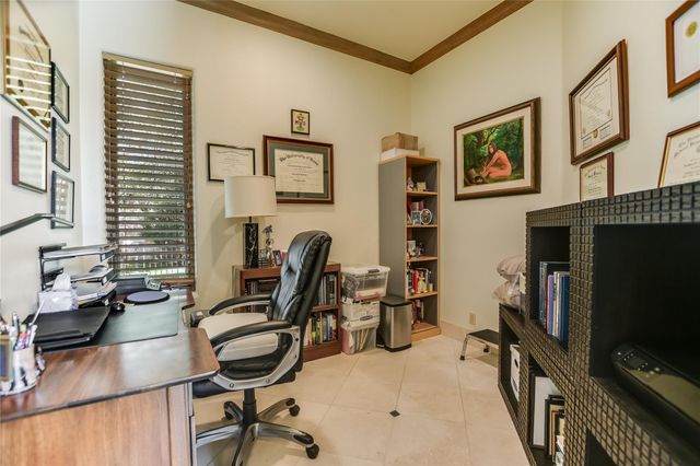 202 Hidden Hills CV, Spicewood, TX 78669