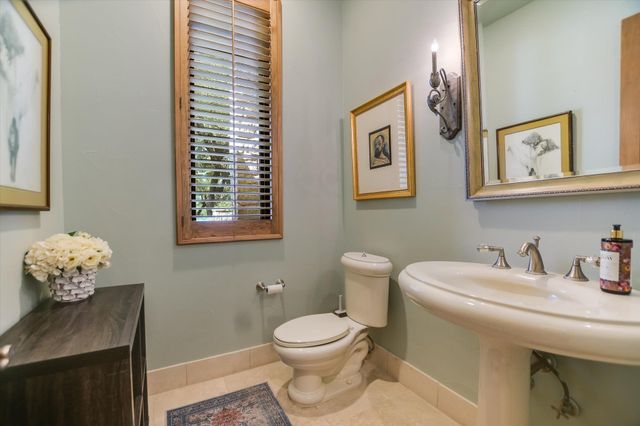 202 Hidden Hills CV, Spicewood, TX 78669
