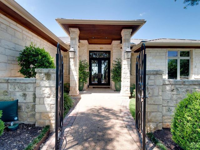 202 Hidden Hills CV, Spicewood, TX 78669