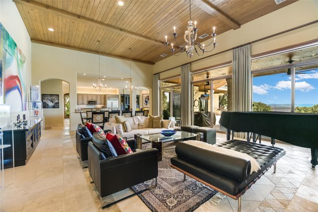 202 Hidden Hills CV, Spicewood, TX 78669