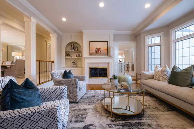 18 Hickory Creek Drive, Little Rock, AR 72212