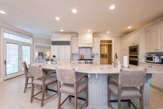 18 Hickory Creek Drive, Little Rock, AR 72212