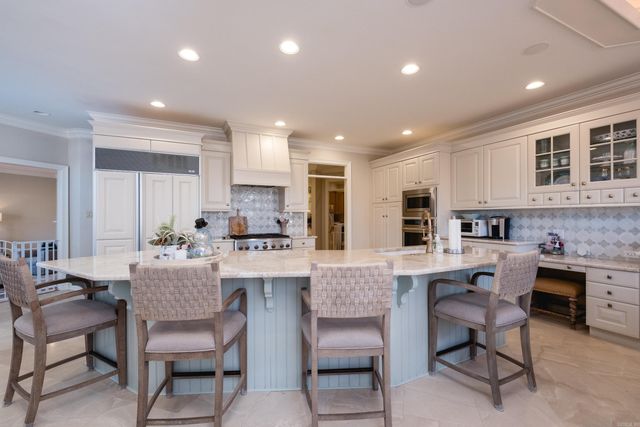 18 Hickory Creek Drive, Little Rock, AR 72212