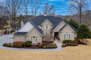 18 Hickory Creek Drive, Little Rock, AR 72212