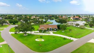 6187 9TH AVENUE CIRCLE NE, Bradenton, FL 34212