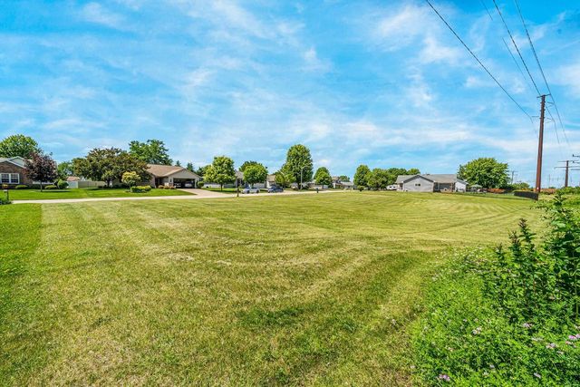 2209 HIGH MEADOWS LANE, Neenah, WI 54956