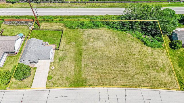 2209 HIGH MEADOWS LANE, Neenah, WI 54956
