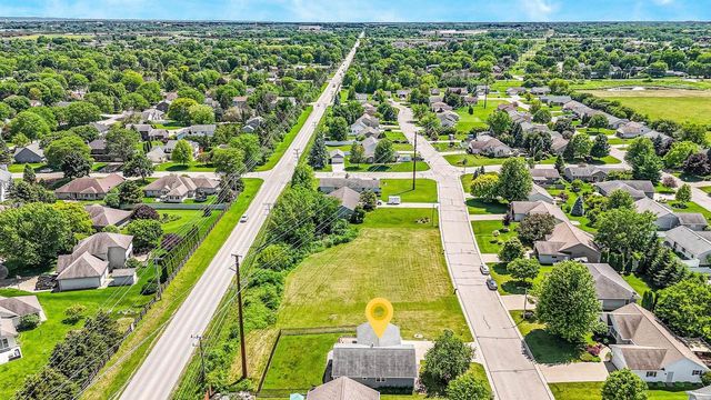 2209 HIGH MEADOWS LANE, Neenah, WI 54956