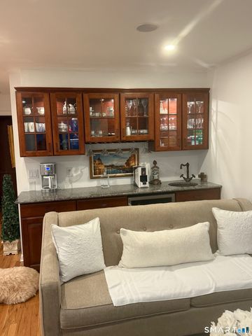 556 Fairfield Avenue, Stamford, CT 06902