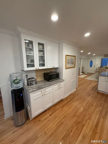 556 Fairfield Avenue, Stamford, CT 06902