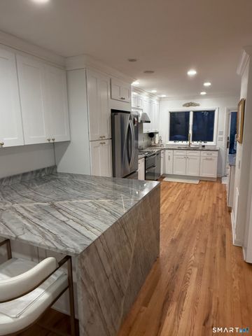 556 Fairfield Avenue, Stamford, CT 06902