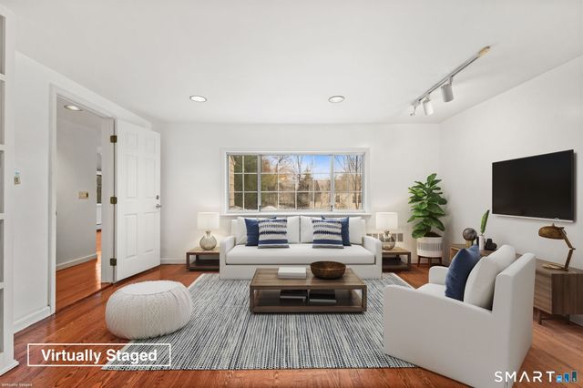 1 Driftway, Greenwich, CT 06830