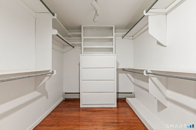 1 Driftway, Greenwich, CT 06830