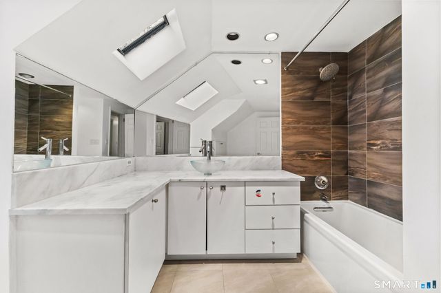 1 Driftway, Greenwich, CT 06830