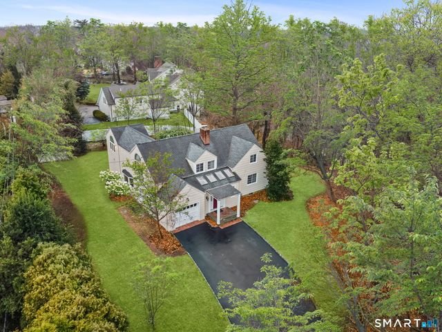 1 Driftway, Greenwich, CT 06830