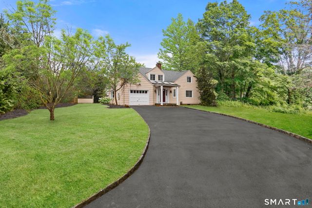 1 Driftway, Greenwich, CT 06830