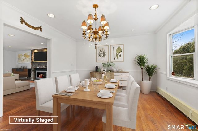 1 Driftway, Greenwich, CT 06830