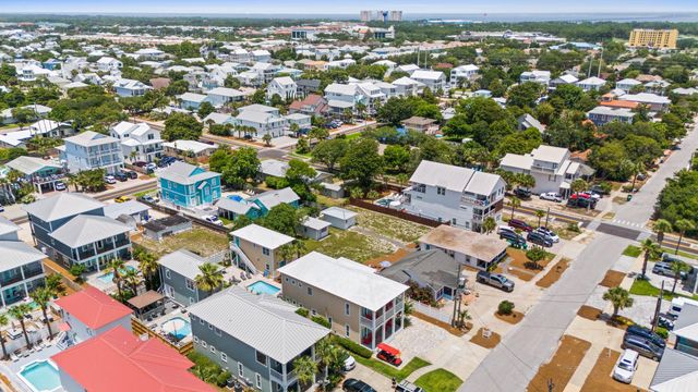 68 Tarpon Street, Destin, FL 32541