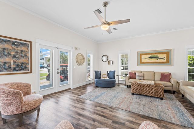 68 Tarpon Street, Destin, FL 32541