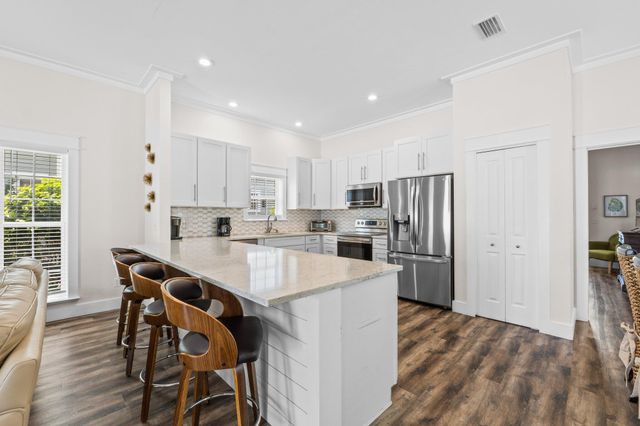 68 Tarpon Street, Destin, FL 32541