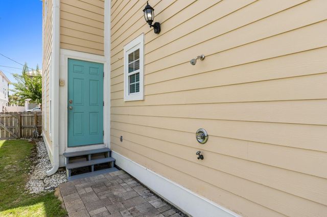 68 Tarpon Street, Destin, FL 32541