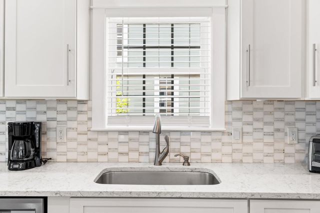 68 Tarpon Street, Destin, FL 32541