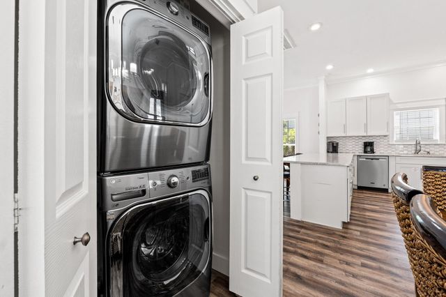 68 Tarpon Street, Destin, FL 32541