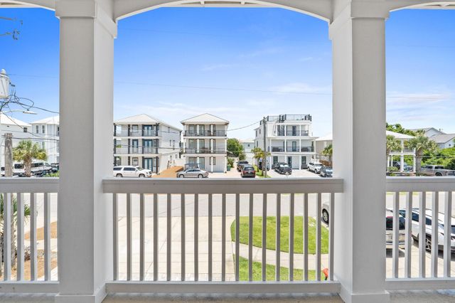 68 Tarpon Street, Destin, FL 32541