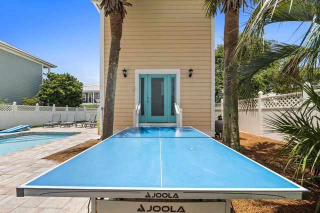 68 Tarpon Street, Destin, FL 32541