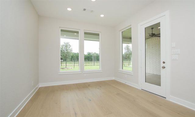 8018 Hingham Lane, The Woodlands, TX 77389