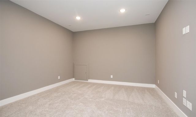 8018 Hingham Lane, The Woodlands, TX 77389