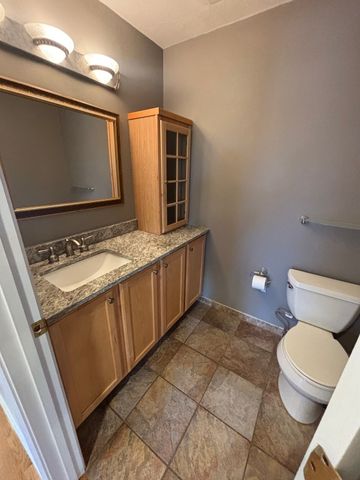 571 Freeport St 4, Boston, MA 02122
