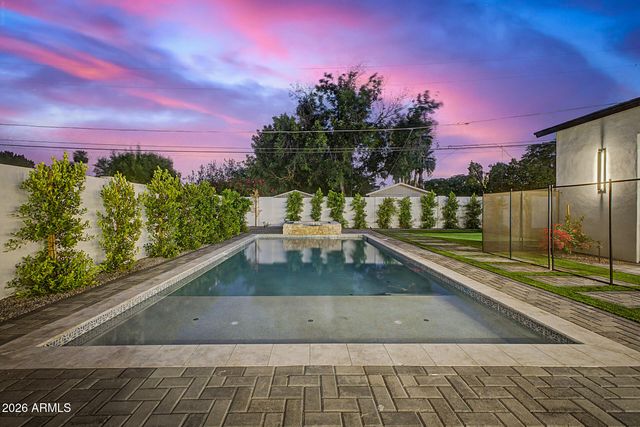 4107 E AVALON Drive, Phoenix, AZ 85018