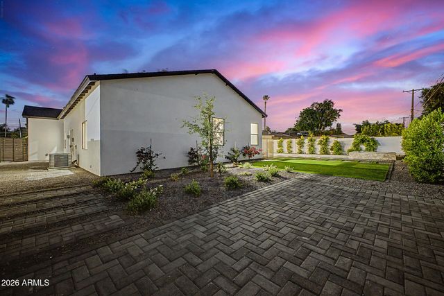 4107 E AVALON Drive, Phoenix, AZ 85018