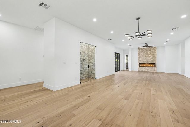 4107 E AVALON Drive, Phoenix, AZ 85018