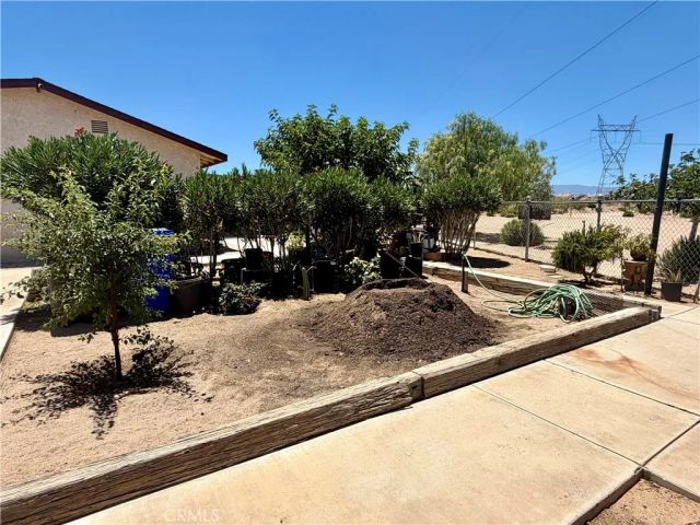 12583 Sierra, Victorville, CA 92392