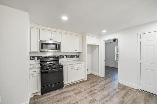 307 Penick Road, Waller, TX 77484