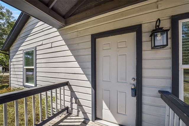 307 Penick Road, Waller, TX 77484