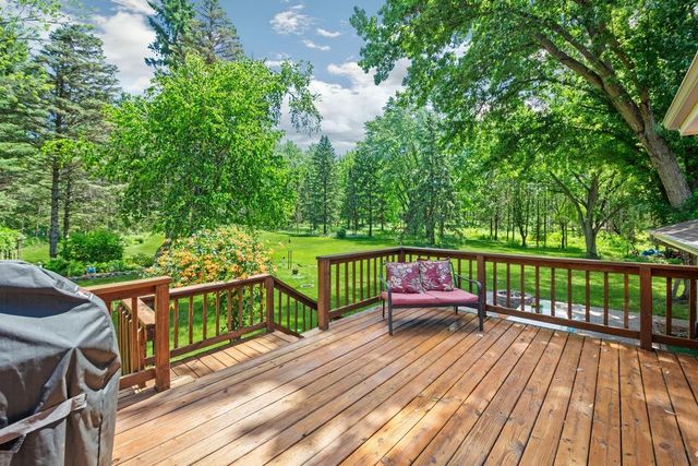 1845 Hillside Court N, West Lakeland Twp, MN 55082