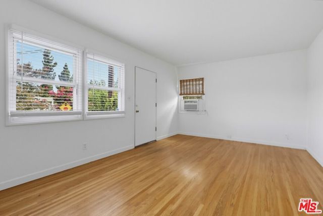 3210 Edward Avenue, Los Angeles, CA 90065