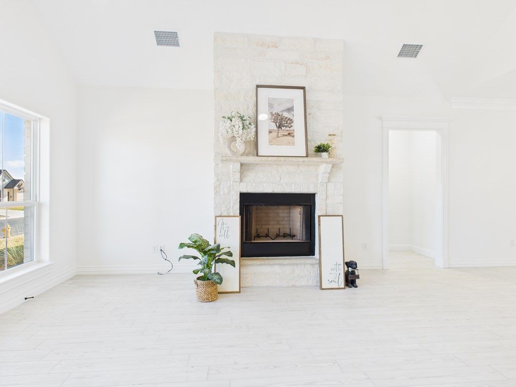 Image 7 of property listing at 3641 Silver Spur Dr, San Angelo, TX 76904