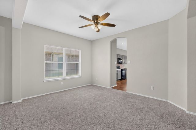 710 Bowie Lane, Mansfield, TX 76063