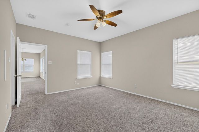 710 Bowie Lane, Mansfield, TX 76063