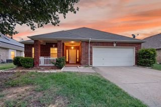 710 Bowie Lane, Mansfield, TX 76063
