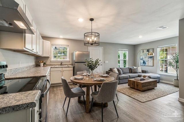 8414 Ryan Ave, Pensacola, FL 32534