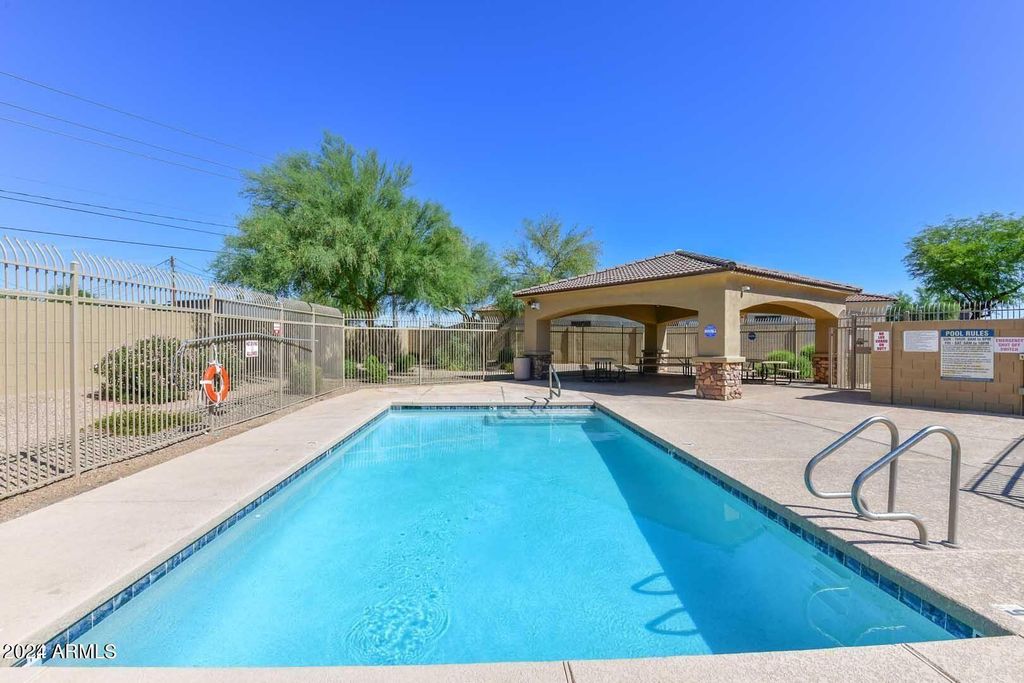 12209 W DESERT Lane, El Mirage, AZ 85335 — photo 3